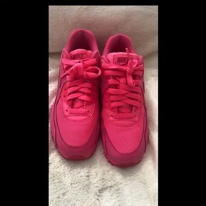 Nike air Max hot pink 6 y